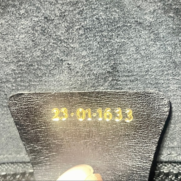 Vintage Gucci Monogrammed Bucket Bag - Picture 12 of 13